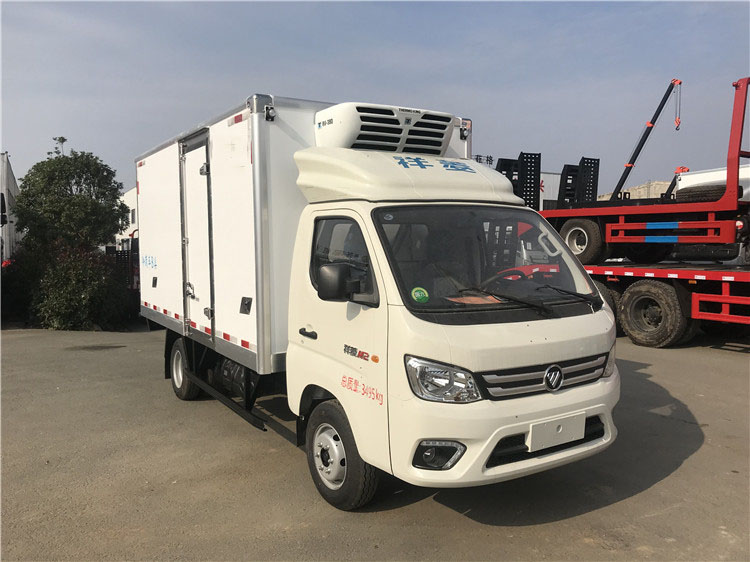 國六 福田祥菱M(3.7米冷藏車)