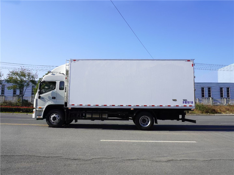 國六 江淮帥鈴Q9(6.8米冷藏車)